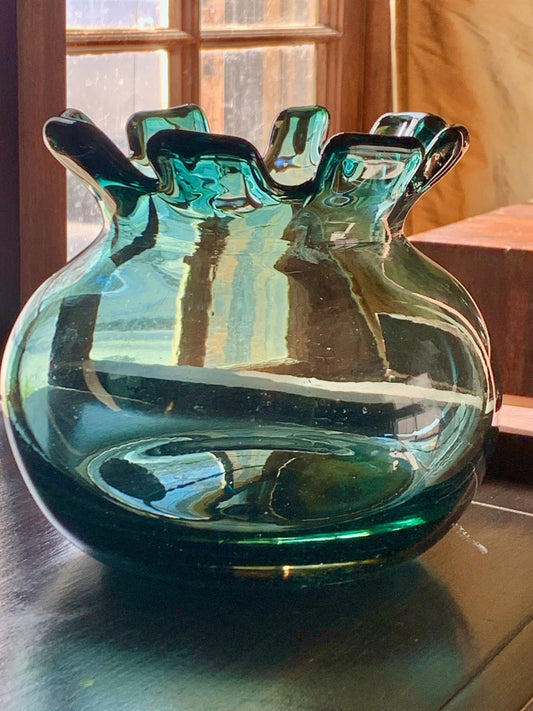 Barovier And Toso Glass Ball Vase With Crenellated Rim